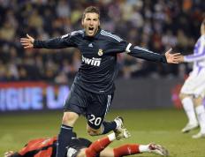 世俱杯分组-蓝色风暴，斯坦福桥的战术引擎如何驱动F1赛道的终极超车