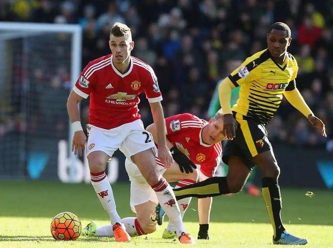 世俱杯参赛资格-包含赫尔城客场大胜对手，争取更多分数进取奋斗的词条