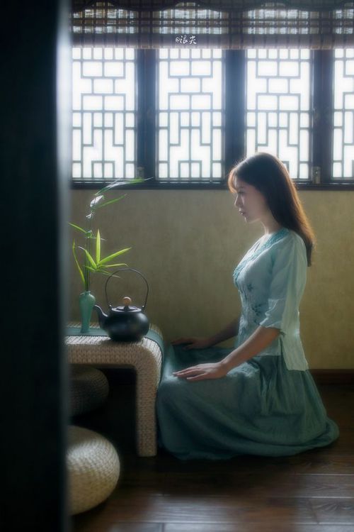 世俱杯赛程-智利击溃巴拉圭，穆勒关键先生闪耀赛场，南美足坛再掀波澜