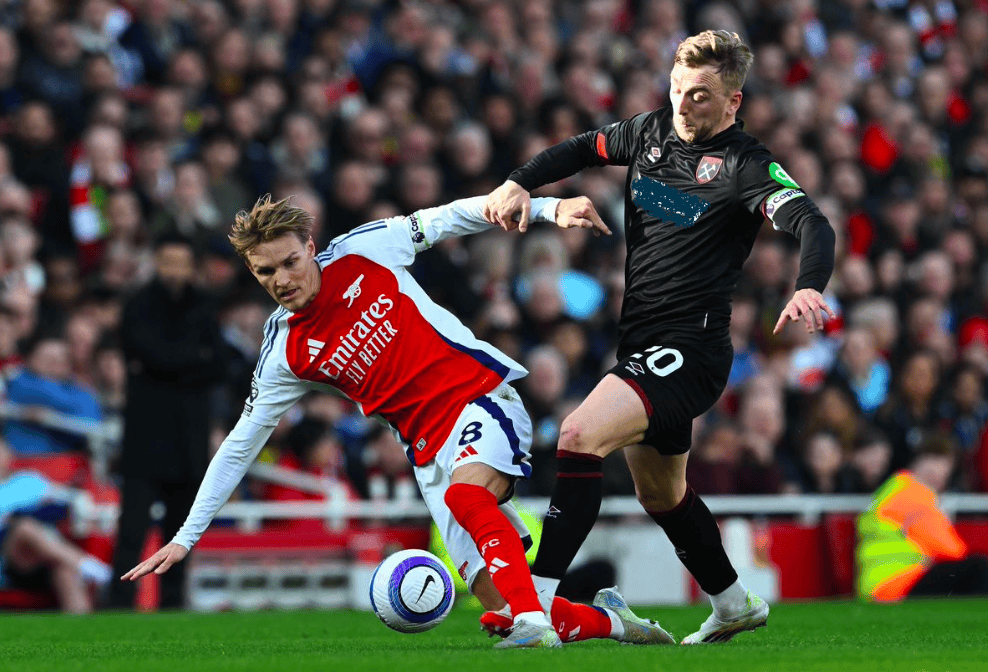 世俱杯决赛-英超争冠焦点战,雄鹿爆冷76人